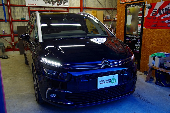 CITROEN　グランドC4スペースツアラー　SCANSPEAK　フロントスピーカーインストール
